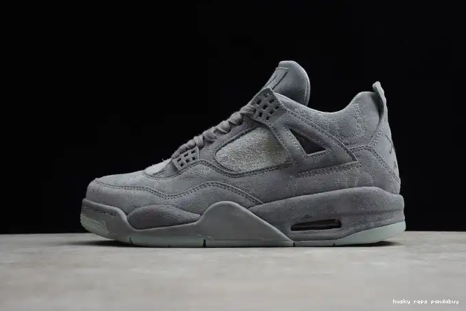Cheap Husky 930155-003 4 Jordan KAWS Air Cool Grey x 0527